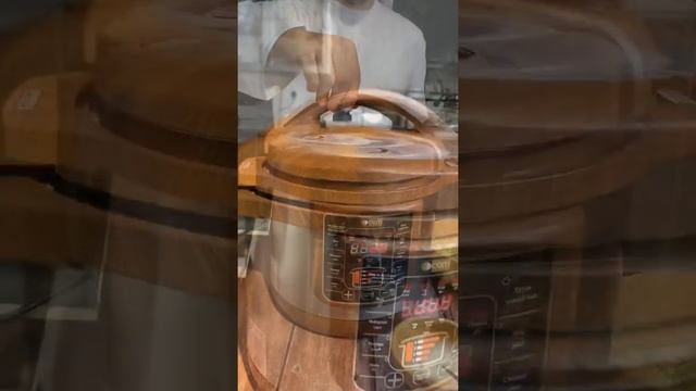 حريرة مغربية او شوربة مغربية سامحونا أهل المغرب إذا غيرنا شي فيها смотреть онлайн