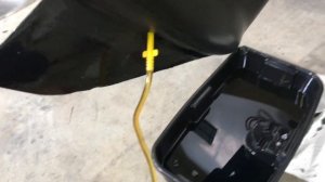 HOW TO: change the gear lube in your Mercruiser BRAVO THREE stern drive