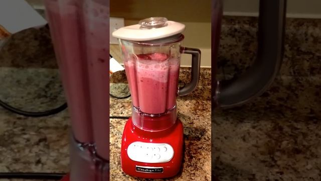 KitchenAid Blending a Smoothie