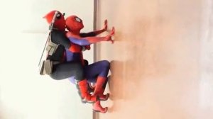 Семья человеков пауков