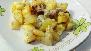 Картофель с салом и луком в рукаве