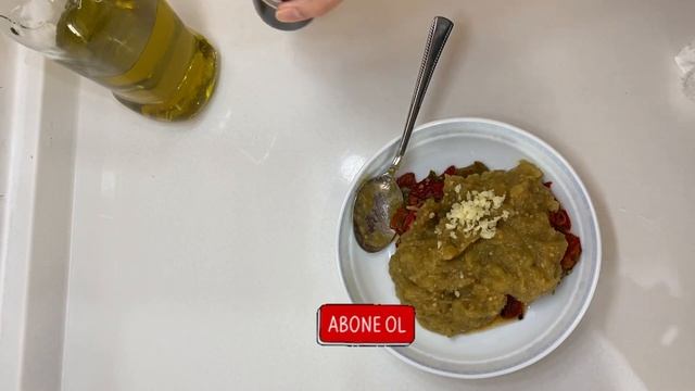 KÖZLENMİŞ PATLICANIN EN NEFİS HALİ BABAGANNUŞ TARİFİ - Salata / Meze Tarifleri - Çiçekintarifleri