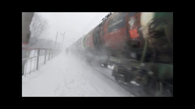 Чёрный 2тэ116 с наливным составом смотреть онлайн