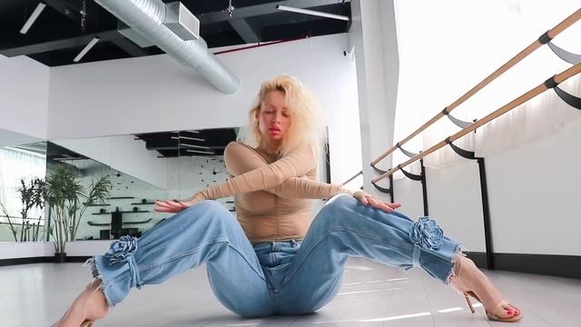 Stretching Time — Morning Flow