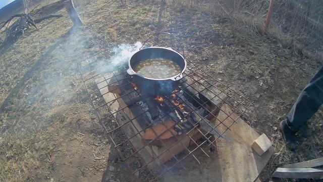 СУП-ПОХЛЕБКА "СЕМЕЙНЫЙ ОЧАГ". РЕЦЕПТ. ЗАРИСОВКА. ТРИ ВИДА МЯСА. ИТАЛЬЯНСКИЕ ТРАВЫ. ПОМИДОРЫ. СПЕЦИИ