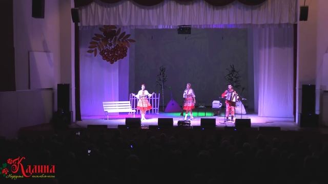 Красивая песня. Иволга. Ансамбль Калина. Russian folk song... смотреть онлайн