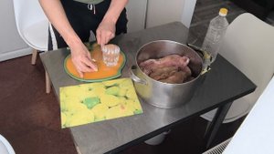 Готовлю мясо к Новогодним праздникам. Вкусно, сочно и полезней нашей колбасы. 😋😋😋