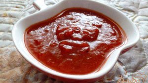 Острый  соус из чили,яблок и сладкого перца