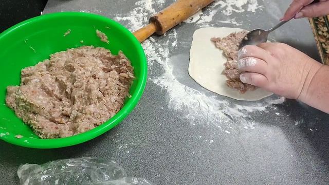 самые вкусные чебуреки на минеральной воде. для любимых с любовью.