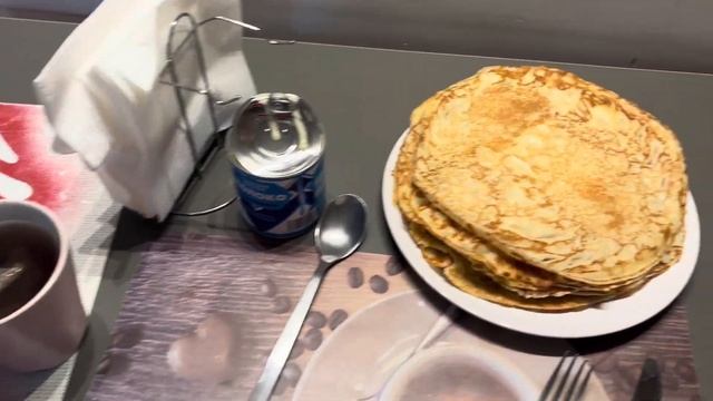 🇮🇹встречаюсь С ИТАЛЬЯНКОЙ🇷🇺.БЛИНЫ и БОРЩ .VLOG,ВЛОГ тренировка и прогулка по РИМУ🇮🇹