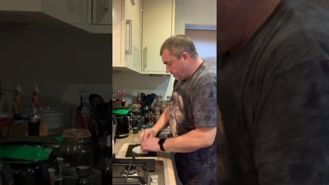 Teriyaki Chicken Sushi Roll Part 2 смотреть онлайн