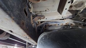 LC200. Замена тросов ручника