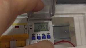 Подсветка стеллажа с растениями