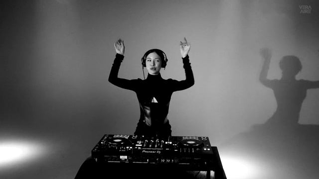 Vera Aire - Live @ Sequoia, Moscow  Melodic Techno & Progressive House Mix