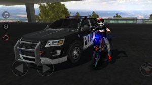 катаюсь на топ стант мотоцикле в игре  XTREME MOTOBIKES