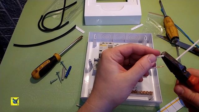 Сборка электрощитка на 6 позиций.Assembly of the electric panel for 6 positions.