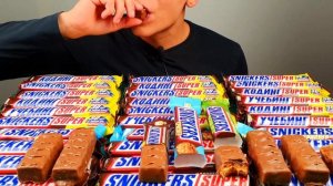 ASMR CHOCOLATE ICE CREAM SNICKERS EATING (MUKBANG) 아이스크림 초콜릿 АСМР ШОКОЛАД МОРОЖЕНОЕ ИТИНГ (МУКБАНГ)