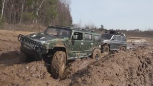 УАЗ задымил! Hummer валит на все деньги и не ломается.