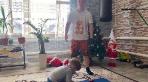 Дети тренировка бокс гантели борьба армреслинг