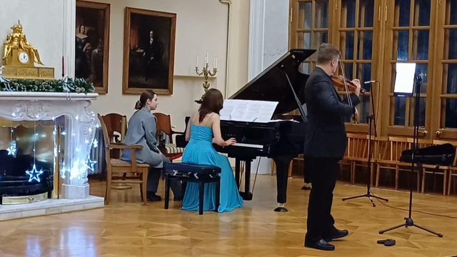 ОДНАЖДЫ ПОД РОЖДЕСТВО. Музыкально–творческая встреча. Часть вторая. смотреть онлайн