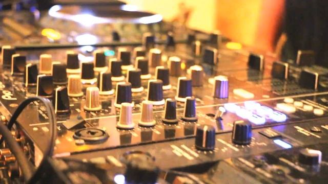 DJ SOUND TV - Mystery Doritos - Love2Hate