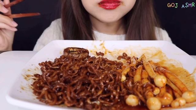 ASMR TRUFFLE BLACK BEAN NOODLES MUKBANG 트러플오일 짜파게티 불닭버섯 파김치 먹방