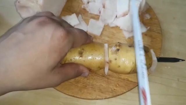 Ароматная!Хрустящая,картошечка на костре.