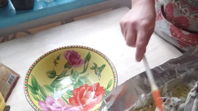 на одному протвені два види картоплі з м'ясом