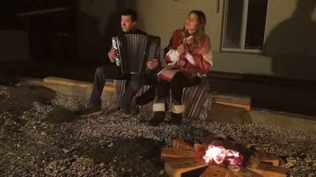 Переживём...Ансамбль Калина. Russian folk song... смотреть онлайн