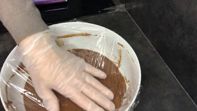 كيكة بالكريمة و المكسرات cake à la crème