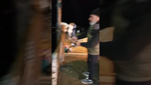 В Калифорнии пойман гигантский краб - монстр!!! In California, caught a giant crab - a monster !!!