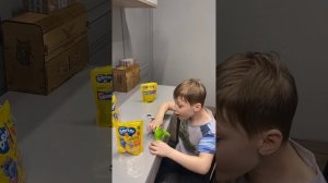 Крутые зверюшки в мармеладе HIPPO BONDI & FRIENDS Мармелад жевательный с игрушкой"Животные"