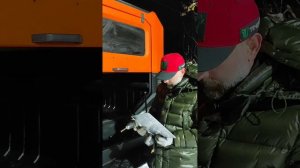 устанавливаю госномер на вездеход Тингер ТФ4