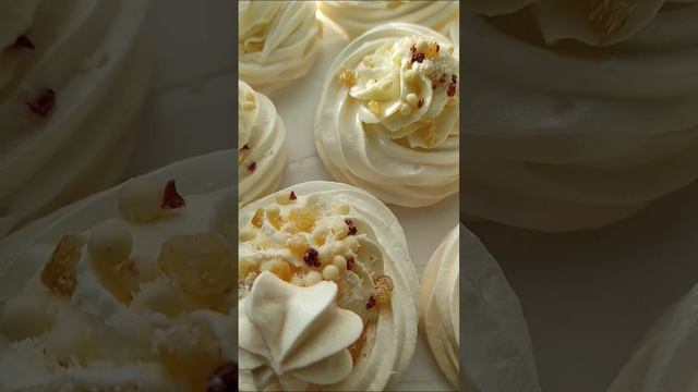 Нежнейшая...Анна Павлова 🥰❤️... оформление..декор. Торты бохо/рустик.  #едасовкусом #торты #shorts
