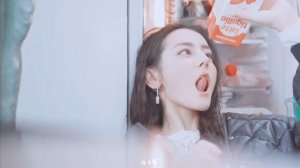 迪丽热巴👋🍒❤️🤣😅🤭