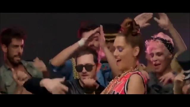 Я хочу на дискотеку ( Music B Remix ) смотреть онлайн