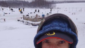 Интересная рыбалка по льду