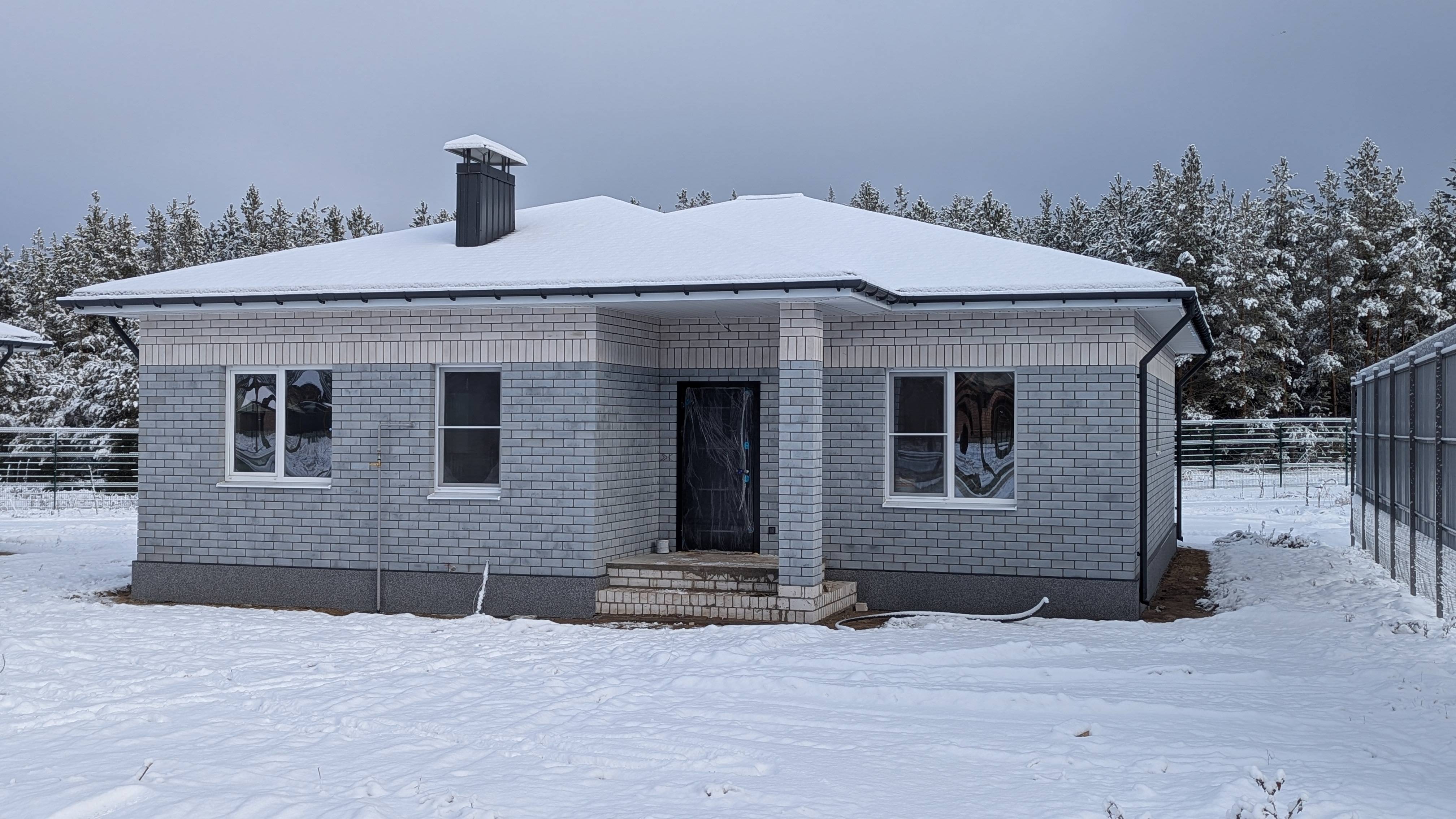 Дом 103 кв.м. с террасой на участке 6 сот. КП Лазурный, Рамонский район смотреть онлайн