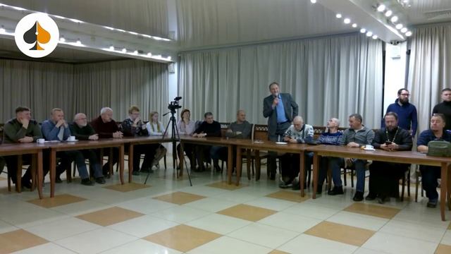 Презентации книги Олега Комарова «С прицелом на Будущее» смотреть онлайн