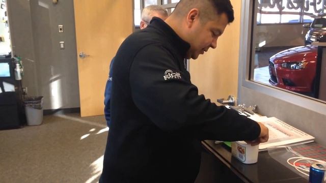 Ike Bean eats Caviar! смотреть онлайн