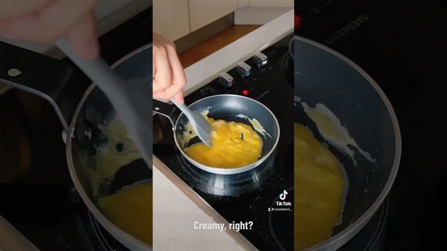 Creamy Scrambled eggs