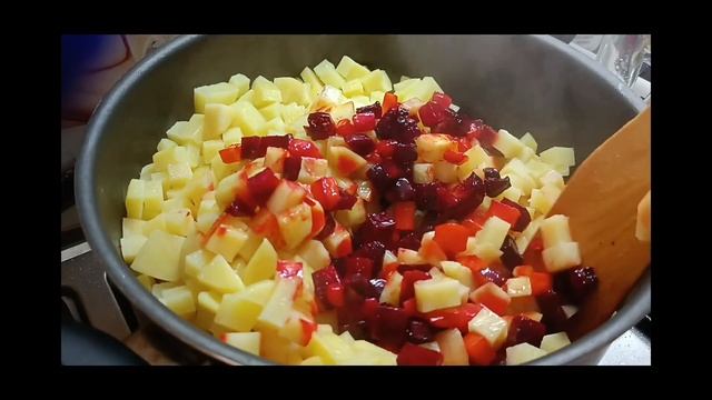 🔥ВИНЕГРЕТ НА СКОВОРОДЕ 🔥👍СУПЕР БЫСТРО 🥗#винегрет #салат #салатыизакуски #жарим #быстрыерецепты #еда