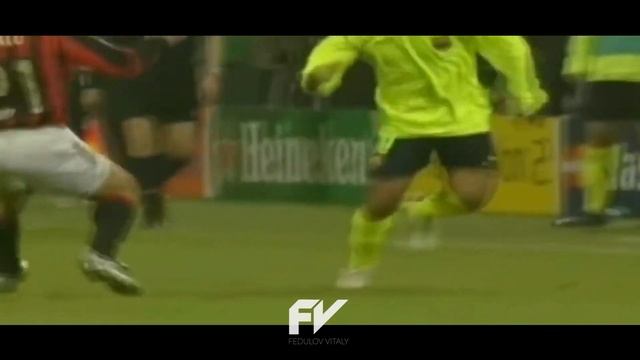 Ronaldinho Gaúcho Humiliates Everyone ● Samba Skills 🤙🏻 смотреть онлайн