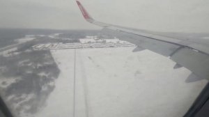 Посадка самолета в  Москве Домодедово авиакомпания Air Arabia