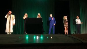 Виталий Адюков, Алина Выйгетова, Кристина Софронова, Владимир Шинжаев, Аня Сарпике, — Яшлăх