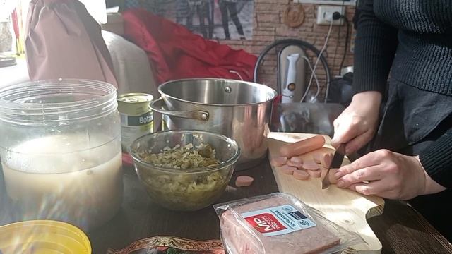 Солянка. #суп #рек #рецепт #мясная_солянка #вкусно #cooking #готовка #рекомендации #вкусно #питер смотреть онлайн