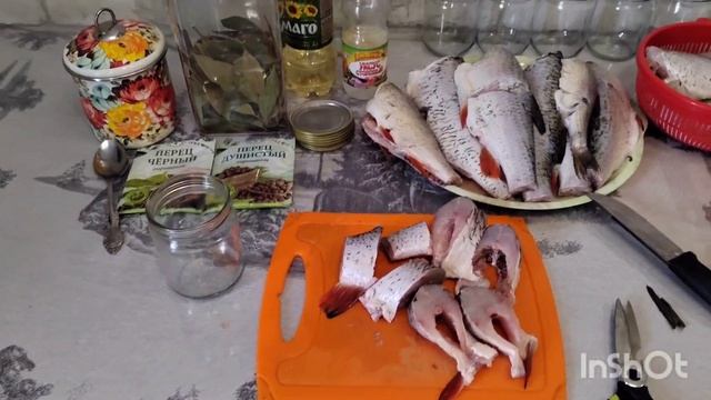 Лучший и простой рецепт консервы из речной рыбы...