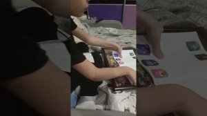 клеим  игроков  из футбола