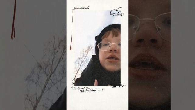 Иду после ёлки домой с другом