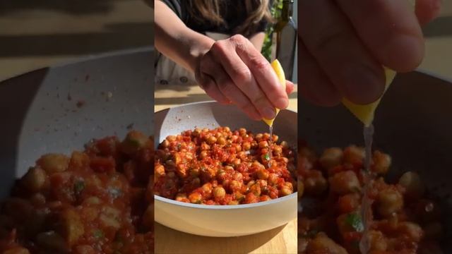 Harissa Chickpea 🧆 and Broccoli😋 Bowls with Creamy Garlic Sauce: #shorts #rpk-s1k #cooking смотреть онлайн